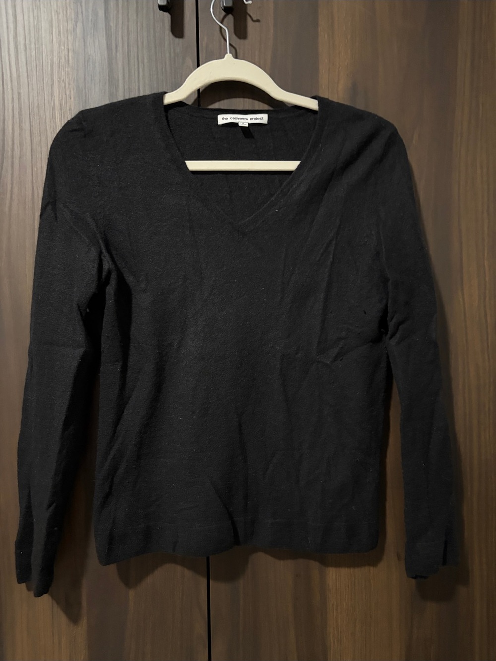 Black V-Neck Sweater - The Cashmere Project